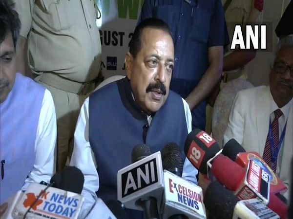 Congress leadership should introspect: Jitendra Singh on Azad's resignation