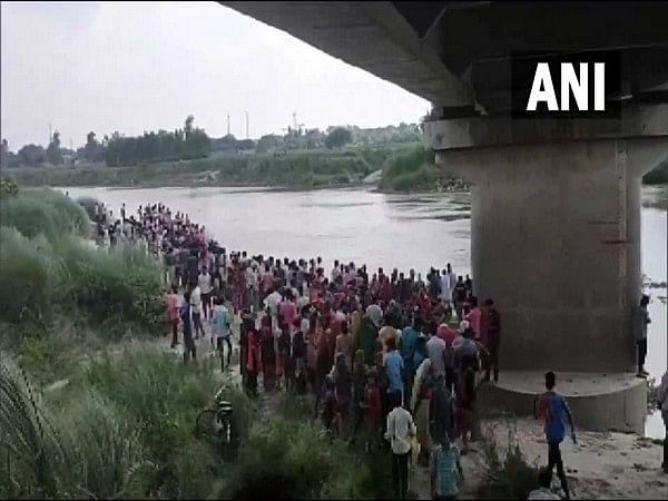 Fourteen rescued, six missing after tractor-trolley falls in Garra river in UP's Hardoi 