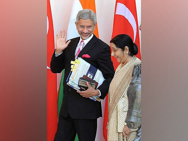 Jaishankar remembers former EAM Sushma Swaraj on her death anniversary