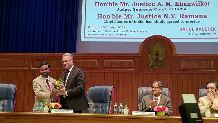 Justice A.M. Khanwilkar being felicitated at a farewell ceremony in New Delhi on 29 July 2022 | ANI