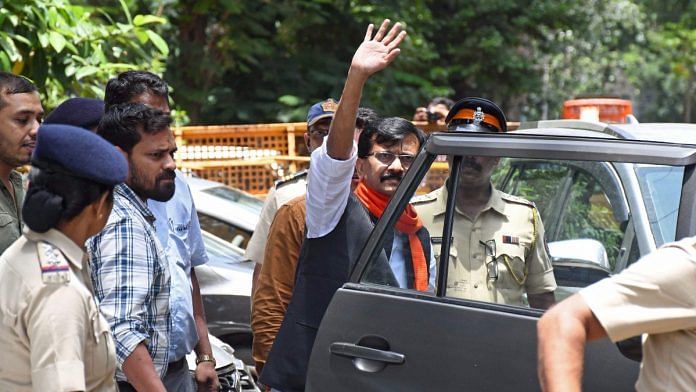 ED officials producing Sena MP Sanjay Raut before PMLA court in Mumbai Monday | ANI