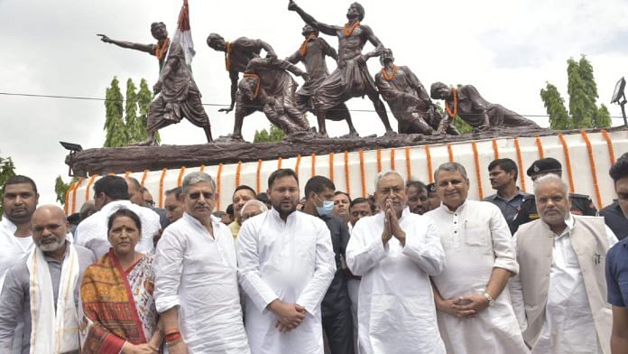 Bihar CM Nitish Kumar and his deputy Tejashwi Yadav pay tributes to freedom fighters on Thursday | Twitter | @Jduonline