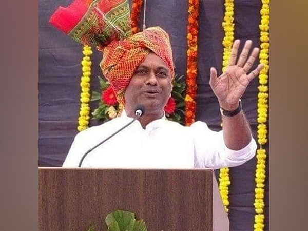 Munugode MLA Komatireddy Rajagopal Reddy resigns from Congress