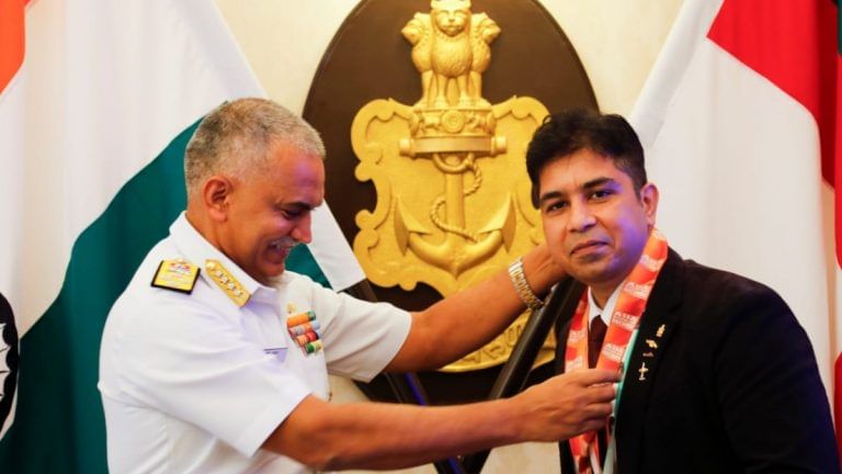 The Flying Dolphin — how a former Indian Navy submariner qualified as a commercial pilot 