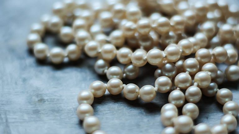 Inaction in gem & jewellery sector costs tax dept losses worth Rs 38,449 cr, says CAG report