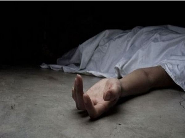 Two dead as ceiling of house collapses in Mumbai