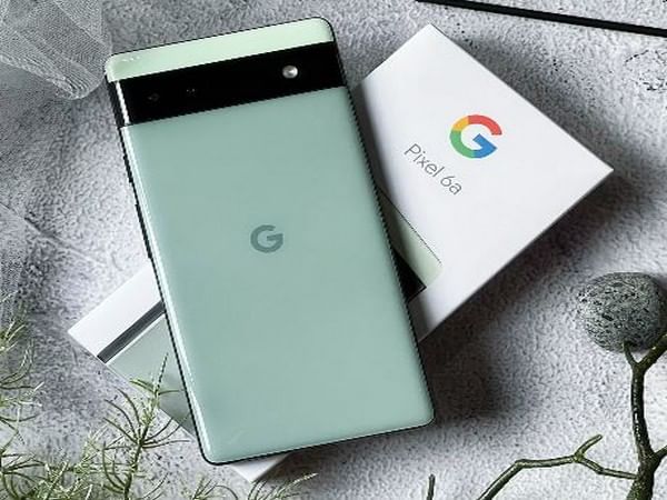 Google's Pixel 6 devices won't rollback to Android 12