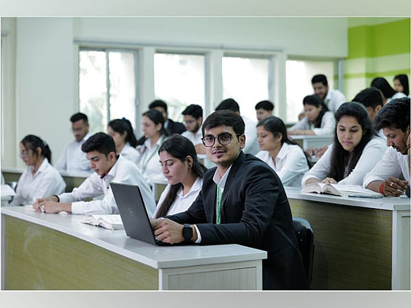 Leaders of tomorrow manifesting their dream careers with NewGen MBA Programmes