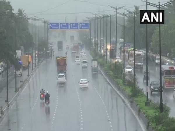 Schools, Colleges Shut In 4 Tamil Nadu Districts Due To Heavy Rain ...