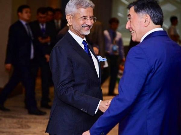 Jaishankar congratulates Uzbekistan on its 31st Independence Day