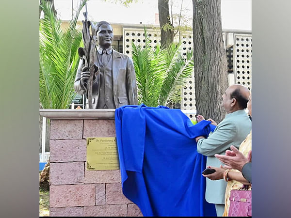 Lok Sabha Speaker unveils bust of Pandurang Khankhoje, inaugurates India-Mexico Friendship Garden