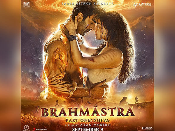 'Brahmastra' makers to have exclusive fan screening with Alia-Ranbir a day before official release