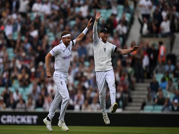 Stuart Broad equals Glenn McGrath, becomes joint second most successful pacer in Tests