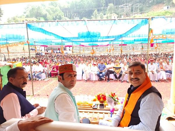 Scheduled Caste is disillusioned with Congress party, says BJP leader Suresh Kashyap