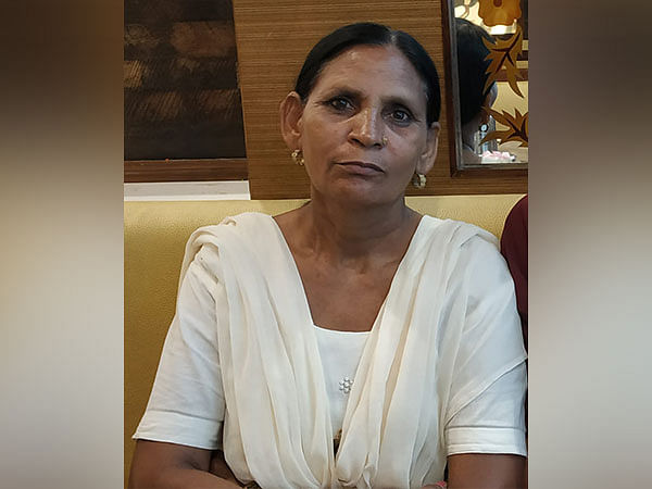 Sarabjit Singh's wife Sukhpreet Kaur dies in road accident in Punjab
