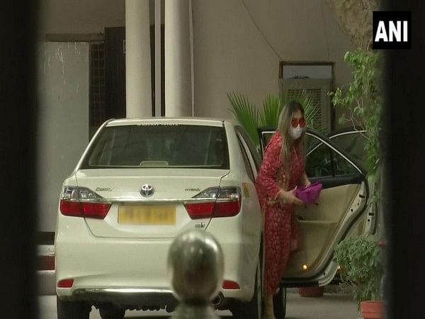 Sukesh Chandrashekhar's aide Pinky Irani joins Delhi Police probe