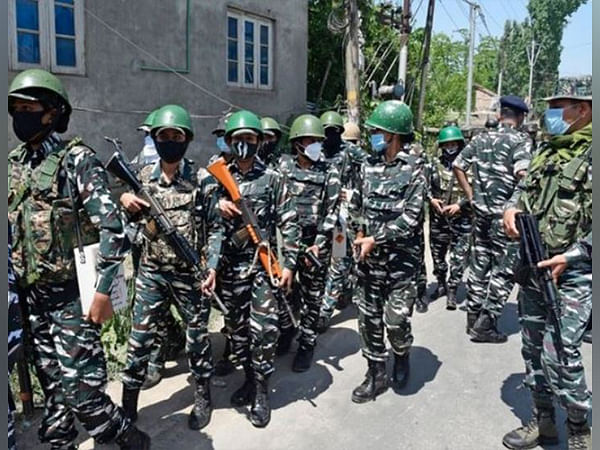 CRPF to arm its women personnel with special batons to 'stun' rioters