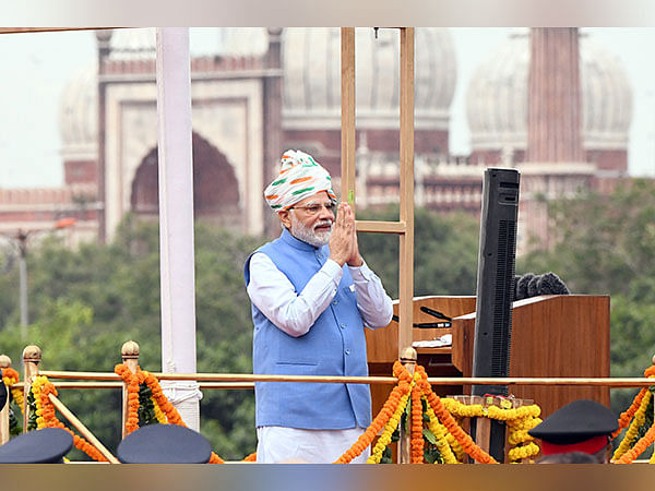 PM Modi turns 72: President, Union Ministers, BJP leaders extend birthday greetings