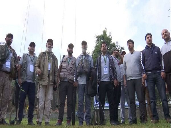 Fishing competition brings cheer to anglers, adventure lovers in Pahalgam 
