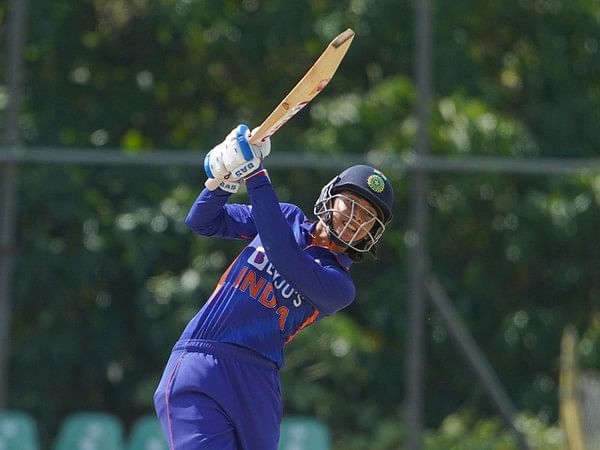 Fifties from Mandhana, Harmanpreet and Yastika help India hand seven-wicket loss to England in first ODI