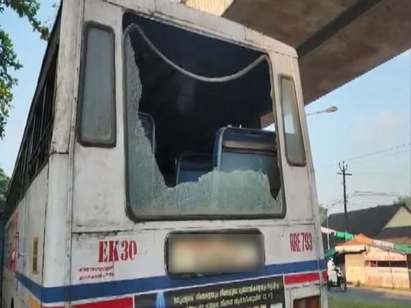 PFI's Kerala bandh tuns violent: Protestors pelt stones at buses, vehicles; 2 policemen injured in Kollam