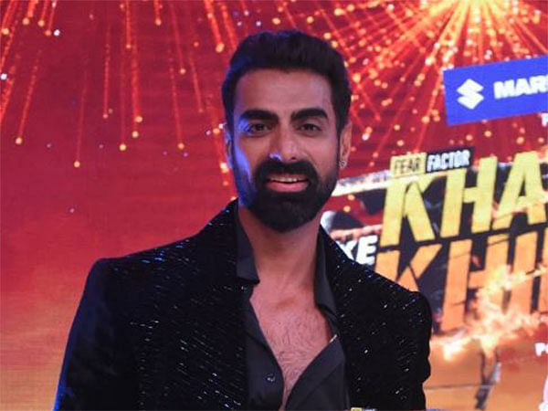 Tushar Kalia strikes a pose with 'Khatron Ke Khiladi 12' winner trophy ...