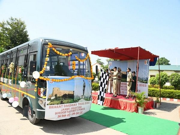 BSF organises eight-day 'Bharat Darshan' tour for 35 children of Jammu ...