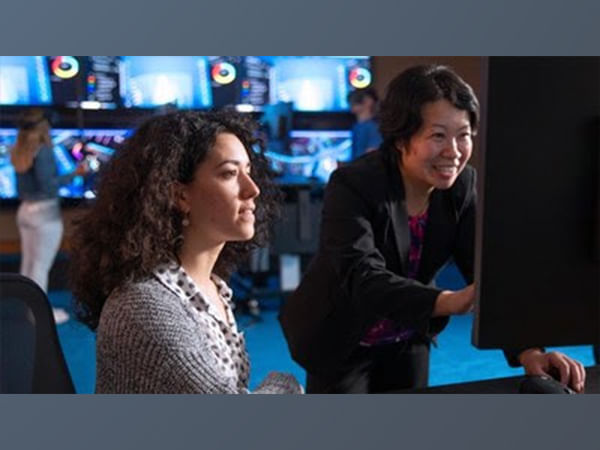 Bryant launches Graduate Programs in Business Analytics, Data Science, Healthcare Informatics, and Taxation