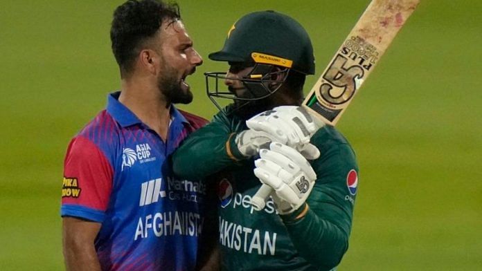 Afghan bowler Fareed Ahmad and Pakistan’s Asif Ali in an altercation during Asia Cup match, 7 Sept 2022 | Twitter screenshot
