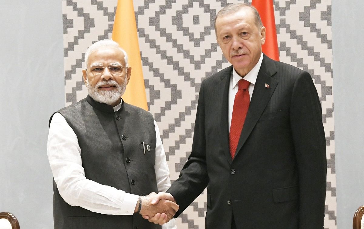 Modi dan Erdogan mengubur dendam Kashmir Untuk saat ini, bahas perdagangan selama pertemuan bilateral di Uzbekistan