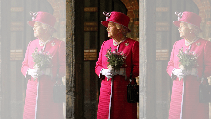 The late Queen Elizabeth II | Photo: Twitter /@wabbey