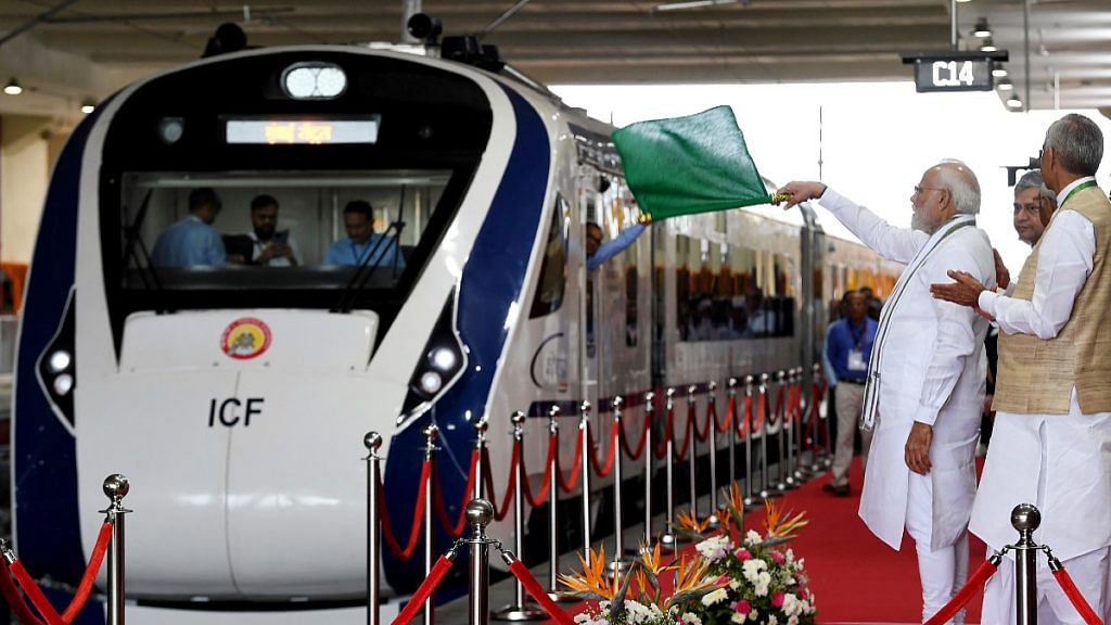 PM Modi flagging off Vande Bharat Express at Gandhinagar Station Friday | ANI