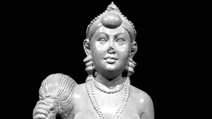 Didarganj Yakshi Statue. Mauryan, probably Bihar, India 2nd century. Polished Chunar sandstone | Wikimedia