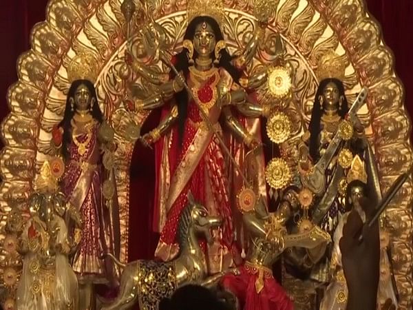 11 feet 'Ashtadhatu' Durga idol weighing over 1,000 kg installed at Mandap in Kolkata 