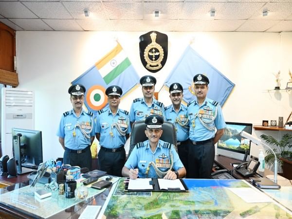Air Marshal SP Dharkar takes over as Air Officer Commanding-in-Chief of Headquarters Eastern Air Command Air Marshal SP Dharkar takes over as Air Officer Commanding-in-Chief of Headquarters Eastern Air Command