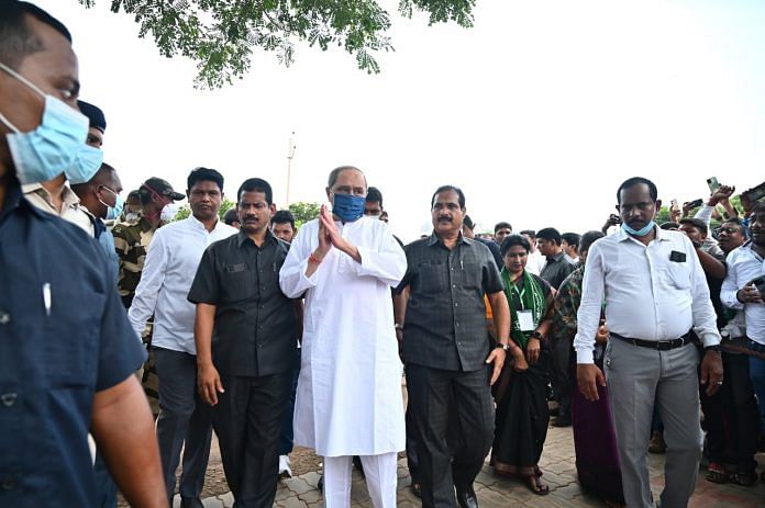 Odisha CM Naveen Patnaik launches Jan Sampark Padyatra from Bhubaneswar