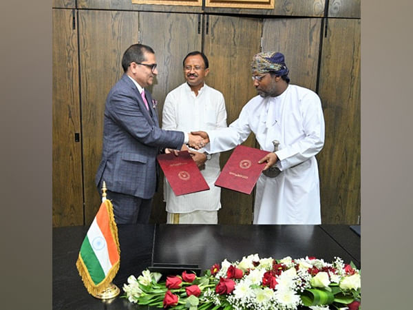 Historic MoU signed to launch India's Rupay debit card in Oman