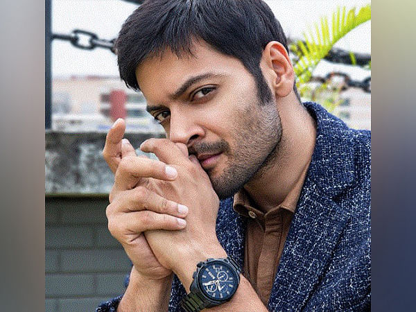 Ali Fazal thanks fans, friends for wedding blessings 