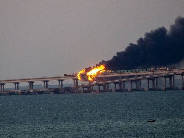 Limited road traffic resumes on Crimean Bridge after huge explosion ...