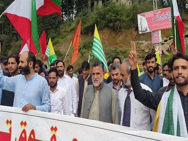 JKLF (Saghir) holds protest over October 22, 1947 tribal attack in J&K