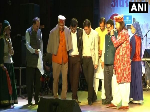 Himachal CM presides over cultural night of International Kullu Dussehra