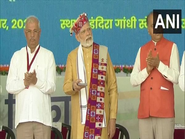 PM Modi lays foundation stone of Bulk Drug Park in Himachal's Una ...