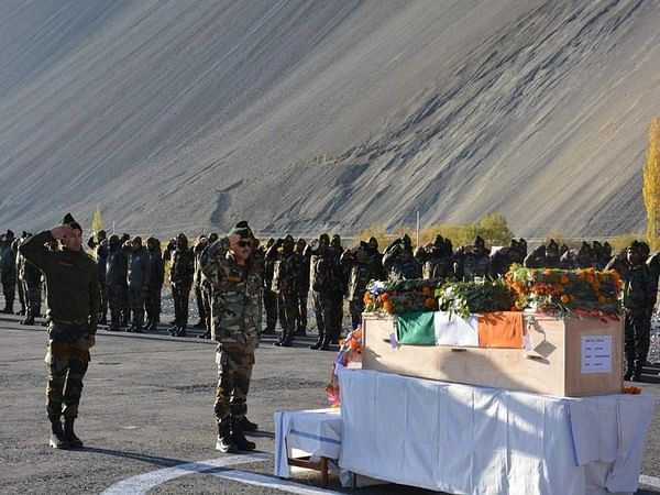 Indian Army pays tribute to soldier who died on Siachen Glacier