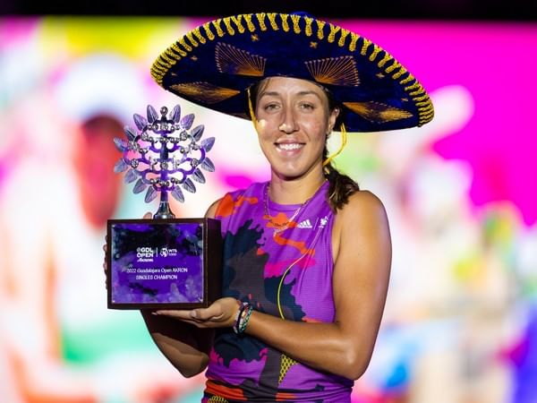 Jessica Pegula beats Maria Sakkari to clinch Guadalajara Open title