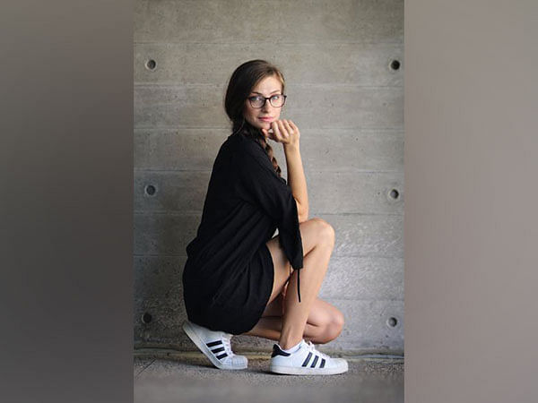 5 must-have black outfits for every girl's wardrobe