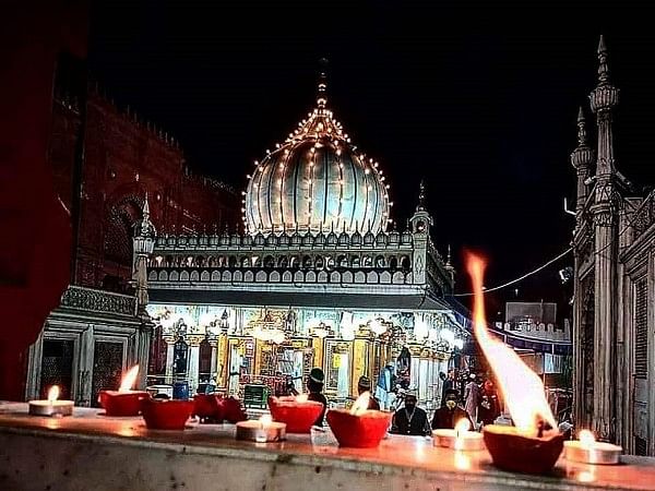 Delhi: Nizamuddin Dargah, a place of religious confluence, lights up for Diwali