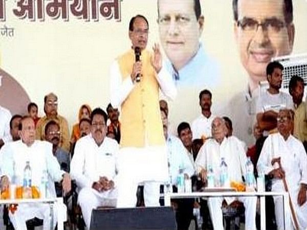 'Mukhyamantri Janseva Abhiyan is a campaign to alter lives of people: MP CM Chouhan