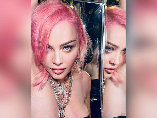 Madonna strikes a nude pose, check out her latest pics