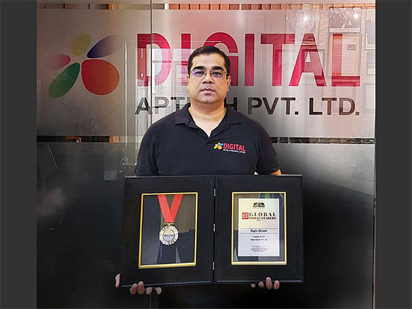 Rajiv Ghosh wins ET Global Indian Leaders Awards 2022 for excellence in IT & Software Development