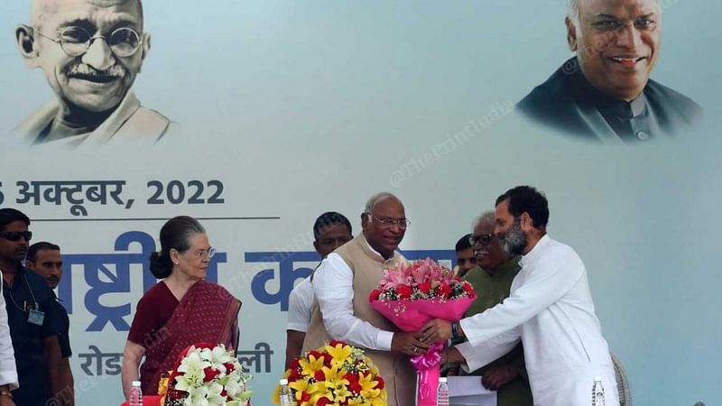 (From left) Sonia Gandhi, Mallikarjun Kharge and Rahul Gandhi at the newly-elected Congress President’s oath-taking ceremony at AICC headquarters | Praveen Jain, ThePrint team